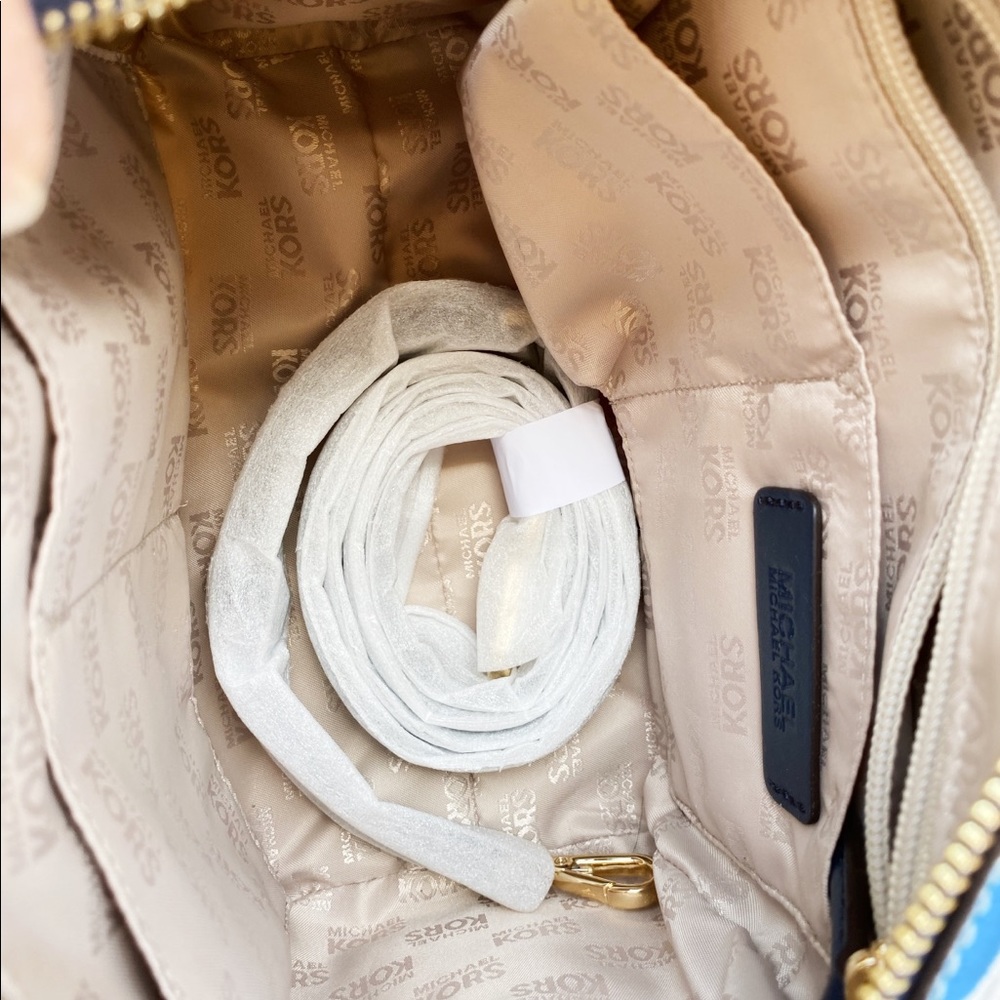 Michael Kors Small Satchel  blue floral - Picture 6 of 6